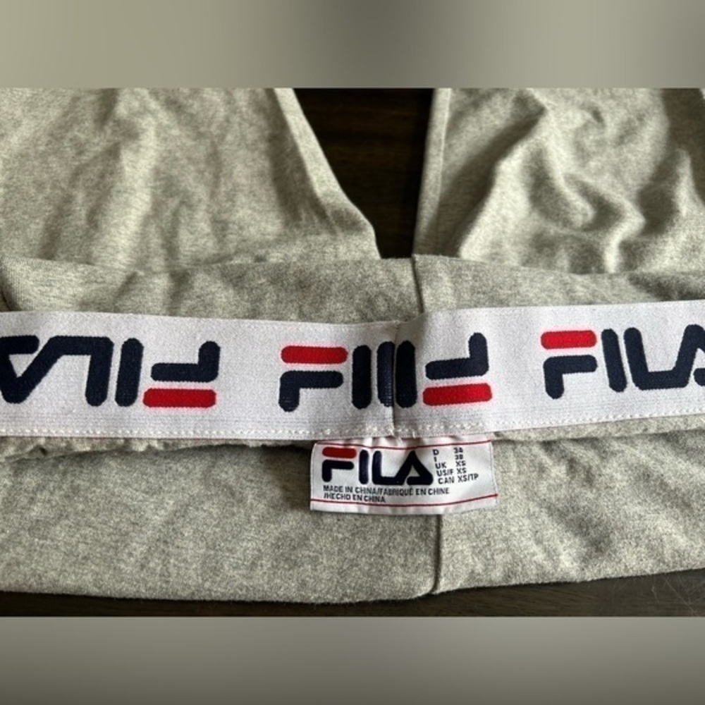 Fila heather gray leggings with large Fila logo on thigh, Size XS - Picture 4 of 6